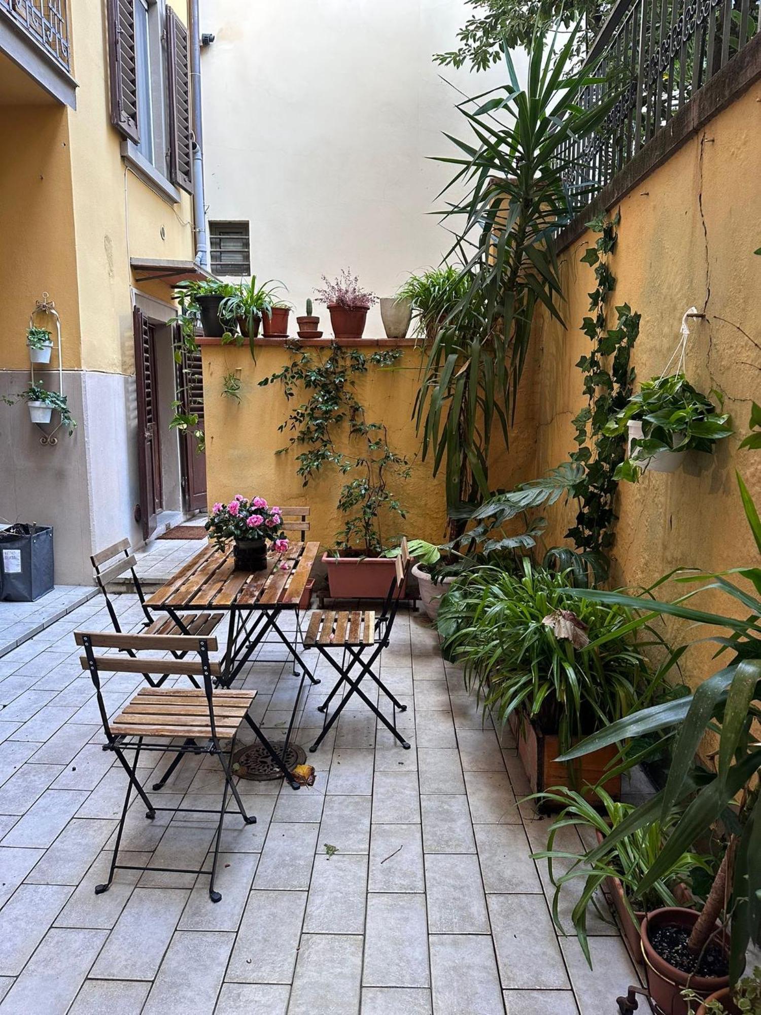 One-Bedroom Apartment With Patio Florenţa Exterior foto